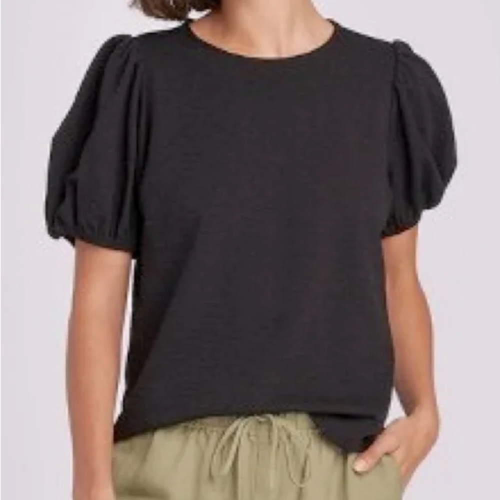 Black Puff Sleeve Top